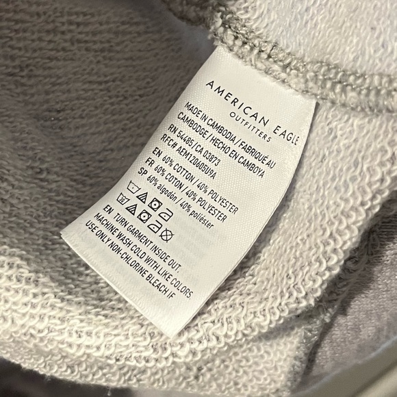 American Eagle Over Sized Crew Neck - Picture 4 of 8